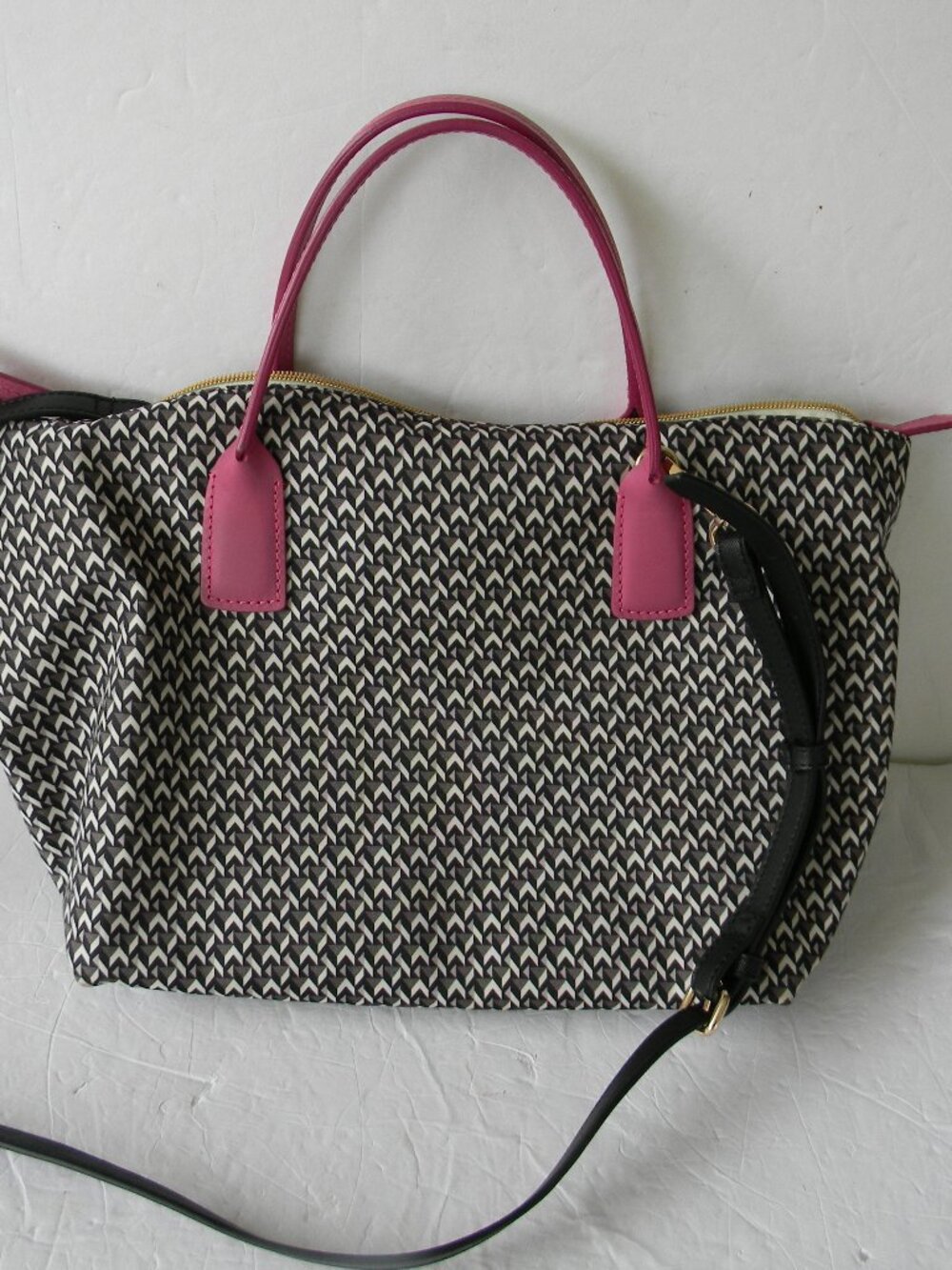 ROBERTA PIERI  NYLON/LEATHER BLACK/WHITE GEOMETRIC SATCHEL/CROSSBODY BAG ITALY
